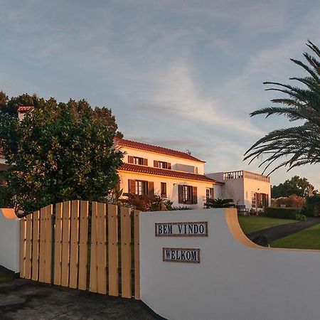 Vila Belgica Bed and Breakfast Horta  Eksteriør billede